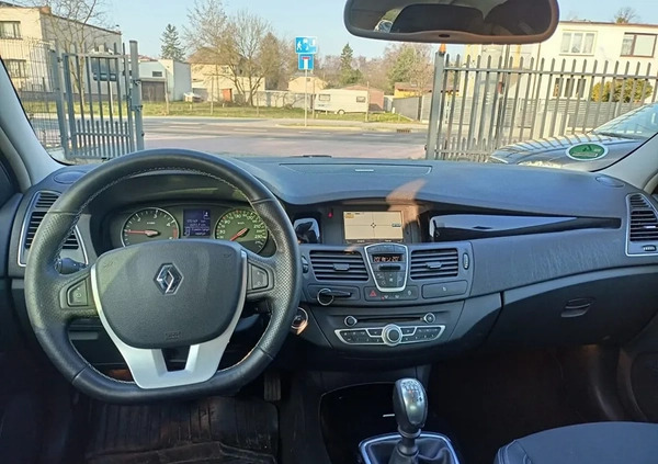 Renault Laguna cena 24500 przebieg: 175000, rok produkcji 2011 z Ożarów małe 326